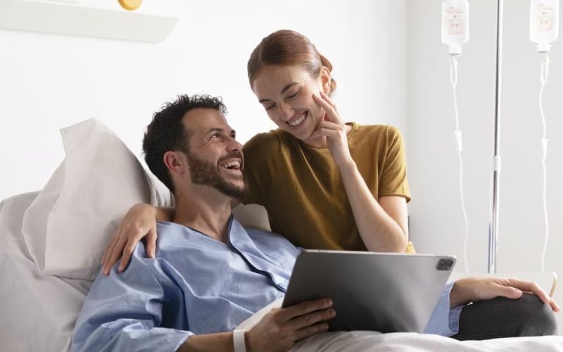 wife-visiting-her-ill-husband